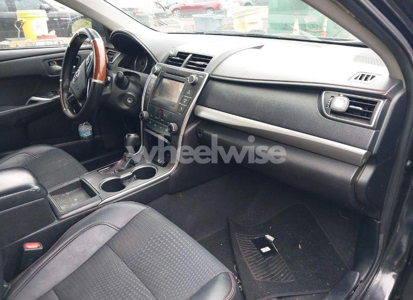 Photo 5 of 2015 Toyota Camry SE (VIN 4T1BF1FKXFU993736)