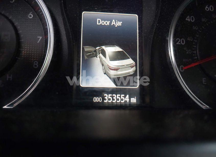 Photo 7 of 2015 Toyota Camry SE (VIN 4T1BF1FKXFU993736)