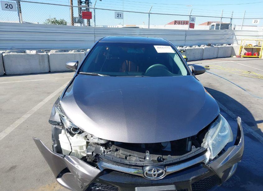 Photo 12 of 2016 Toyota Camry SE (VIN 4T1BF1FKXGU121686)