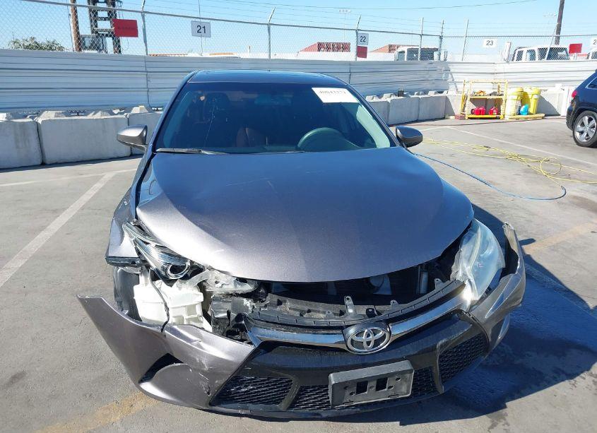 Photo 6 of 2016 Toyota Camry SE (VIN 4T1BF1FKXGU121686)