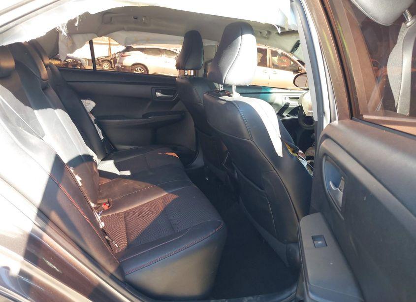 Photo 8 of 2016 Toyota Camry SE (VIN 4T1BF1FKXGU121686)