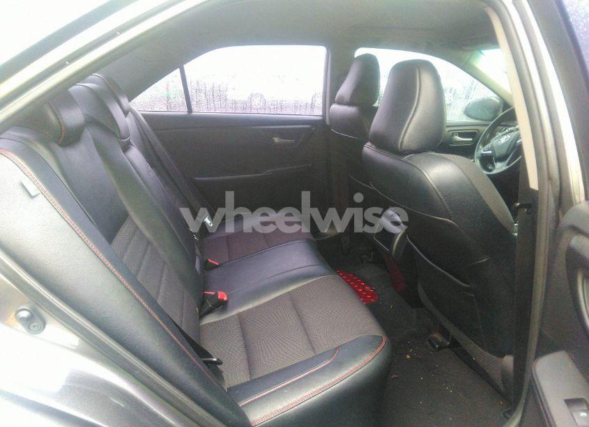 Photo 8 of 2016 Toyota Camry SE (VIN 4T1BF1FKXGU132669)