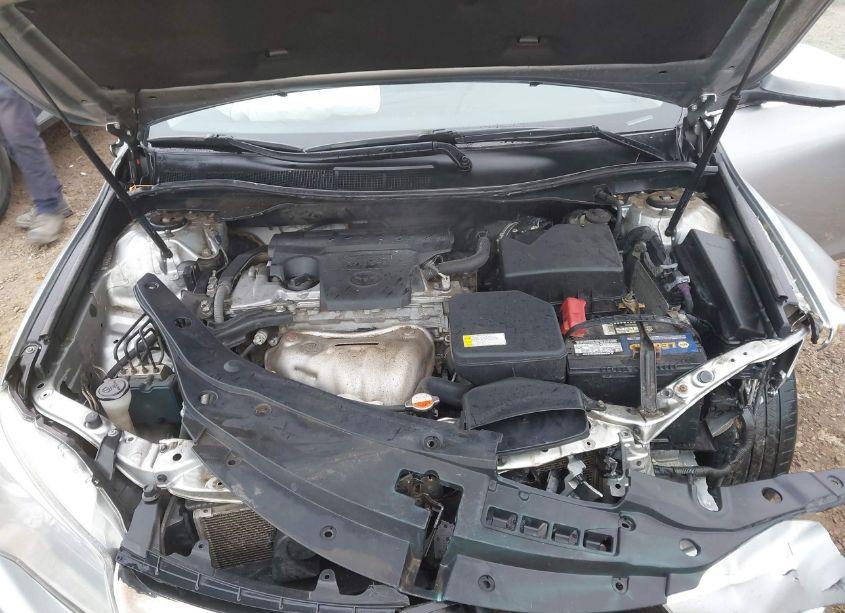 Photo 10 of 2016 Toyota Camry SE (VIN 4T1BF1FKXGU138911)