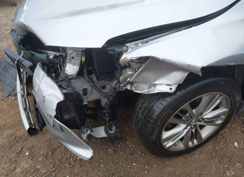 Photo 18 of 2016 Toyota Camry SE (VIN 4T1BF1FKXGU138911)