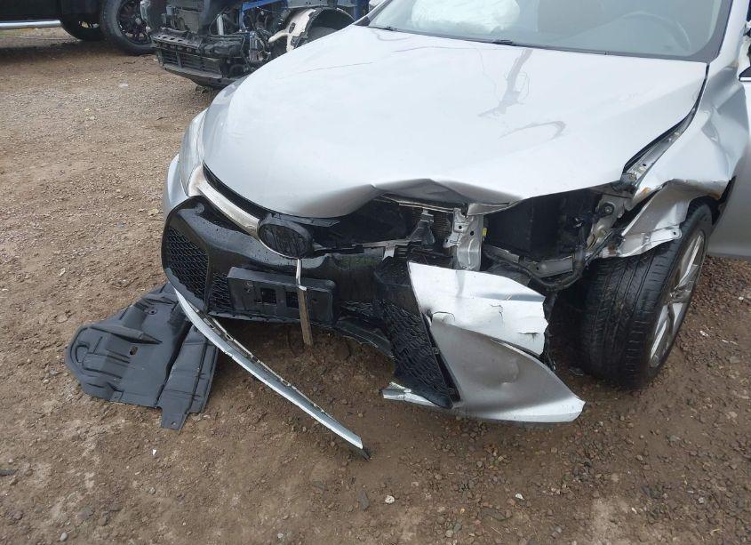 Photo 6 of 2016 Toyota Camry SE (VIN 4T1BF1FKXGU138911)