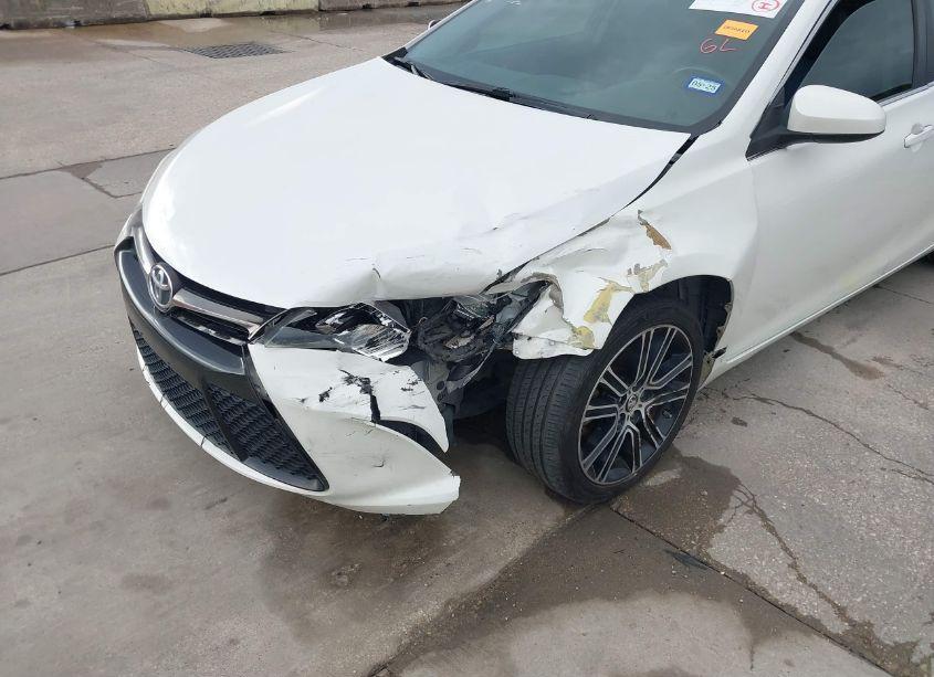 Photo 6 of 2016 Toyota Camry SE (VIN 4T1BF1FKXGU148662)