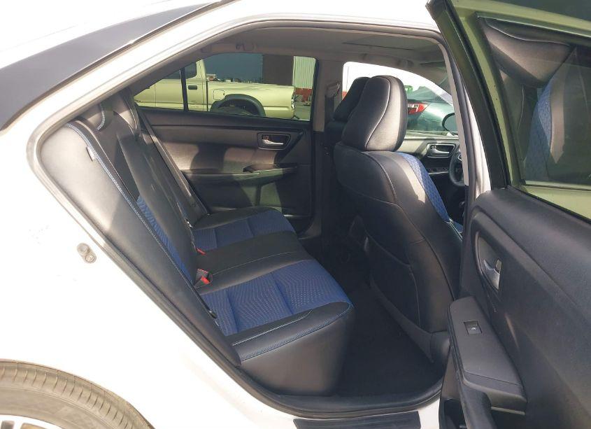 Photo 8 of 2016 Toyota Camry SE (VIN 4T1BF1FKXGU148662)