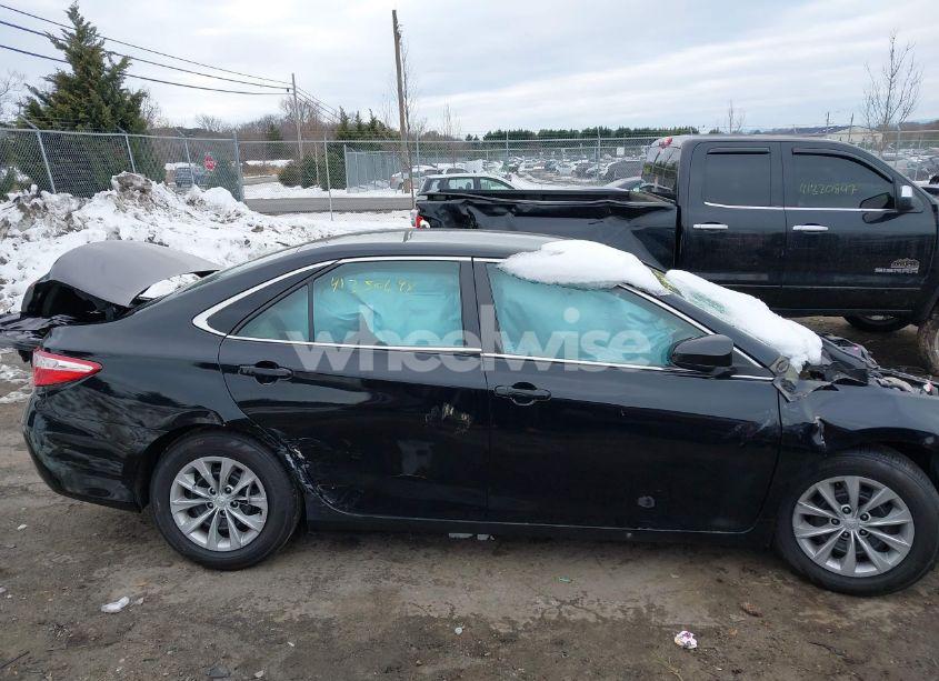 Photo 14 of 2016 Toyota Camry LE (VIN 4T1BF1FKXGU155529)