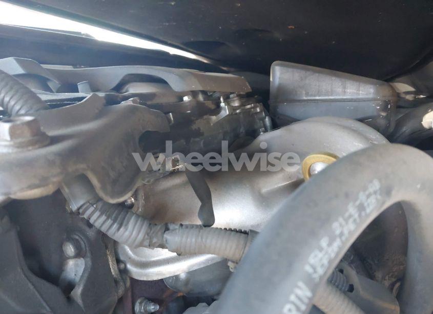 Photo 10 of 2016 Toyota Camry SE (VIN 4T1BF1FKXGU165137)