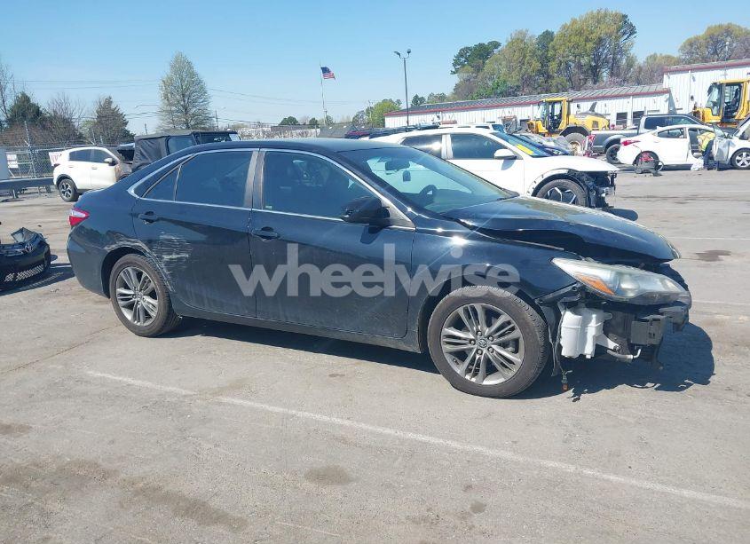 Photo 14 of 2016 Toyota Camry SE (VIN 4T1BF1FKXGU165137)