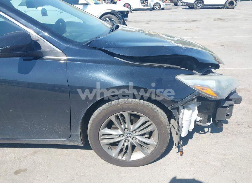 Photo 18 of 2016 Toyota Camry SE (VIN 4T1BF1FKXGU165137)