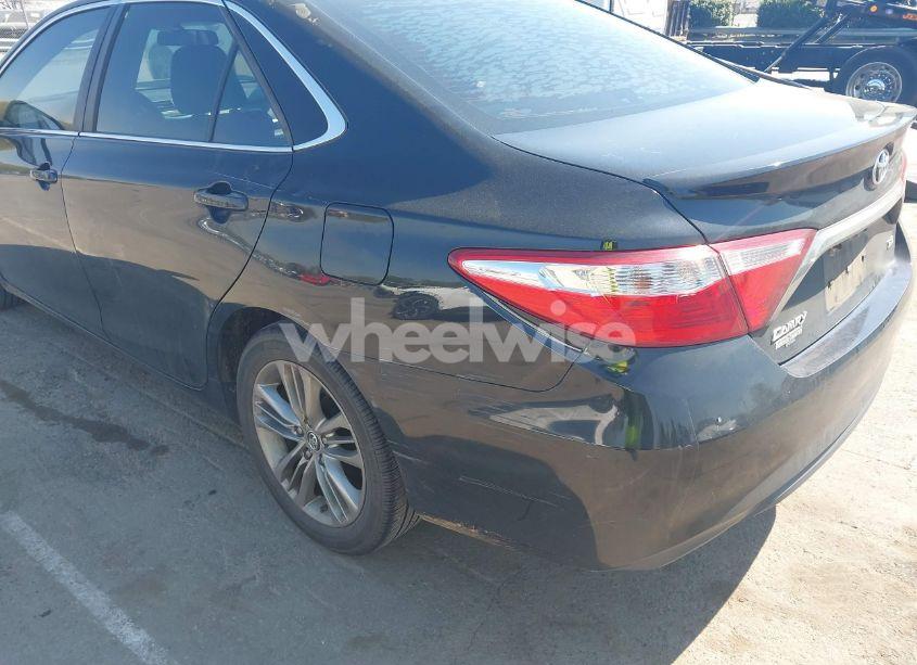 Photo 20 of 2016 Toyota Camry SE (VIN 4T1BF1FKXGU165137)