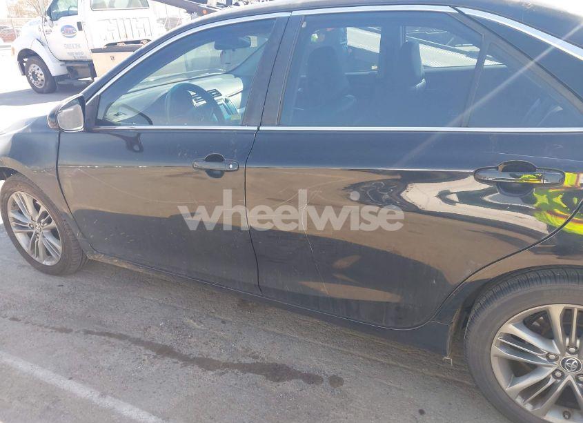 Photo 21 of 2016 Toyota Camry SE (VIN 4T1BF1FKXGU165137)