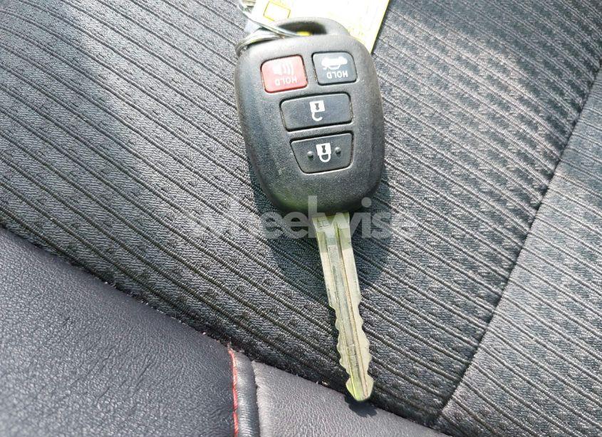 Photo 11 of 2016 Toyota Camry SE (VIN 4T1BF1FKXGU169169)