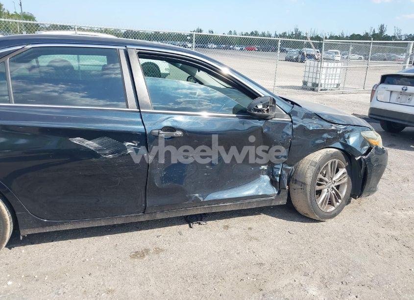 Photo 6 of 2016 Toyota Camry SE (VIN 4T1BF1FKXGU169169)