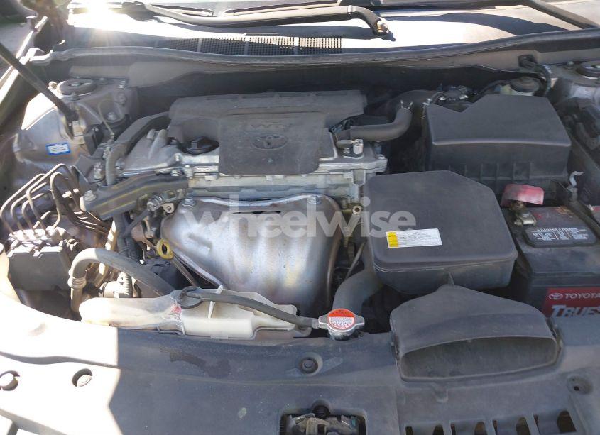 Photo 10 of 2016 Toyota Camry LE (VIN 4T1BF1FKXGU173609)