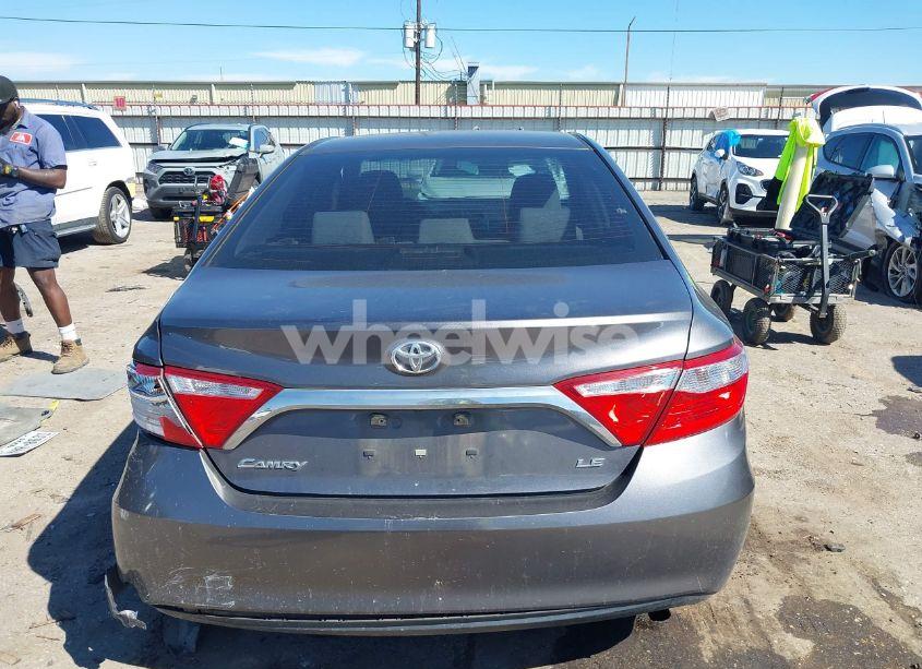 Photo 15 of 2016 Toyota Camry LE (VIN 4T1BF1FKXGU173609)