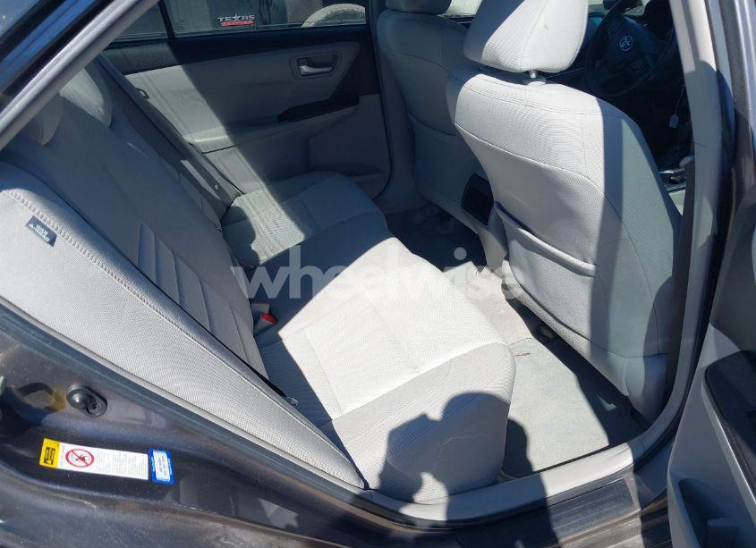 Photo 8 of 2016 Toyota Camry LE (VIN 4T1BF1FKXGU173609)