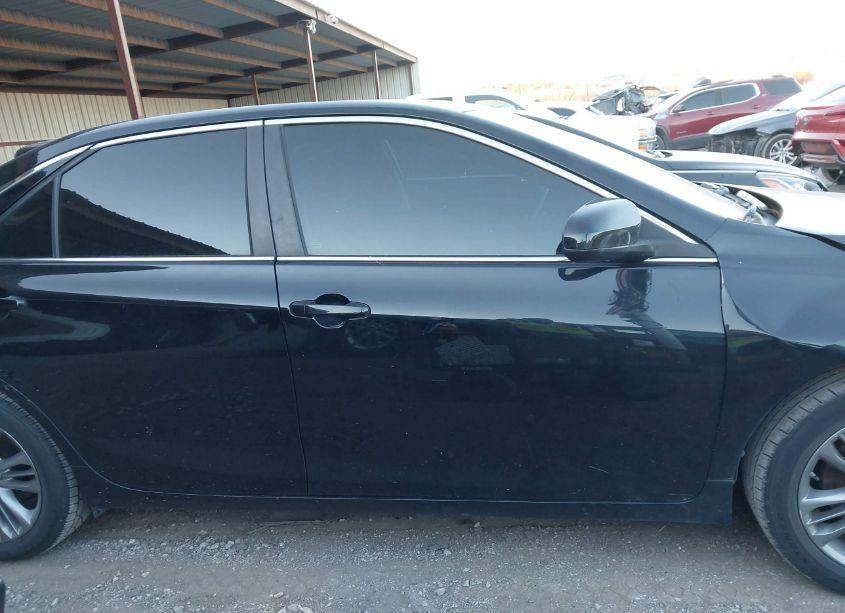 Photo 13 of 2016 Toyota Camry SE (VIN 4T1BF1FKXGU176459)