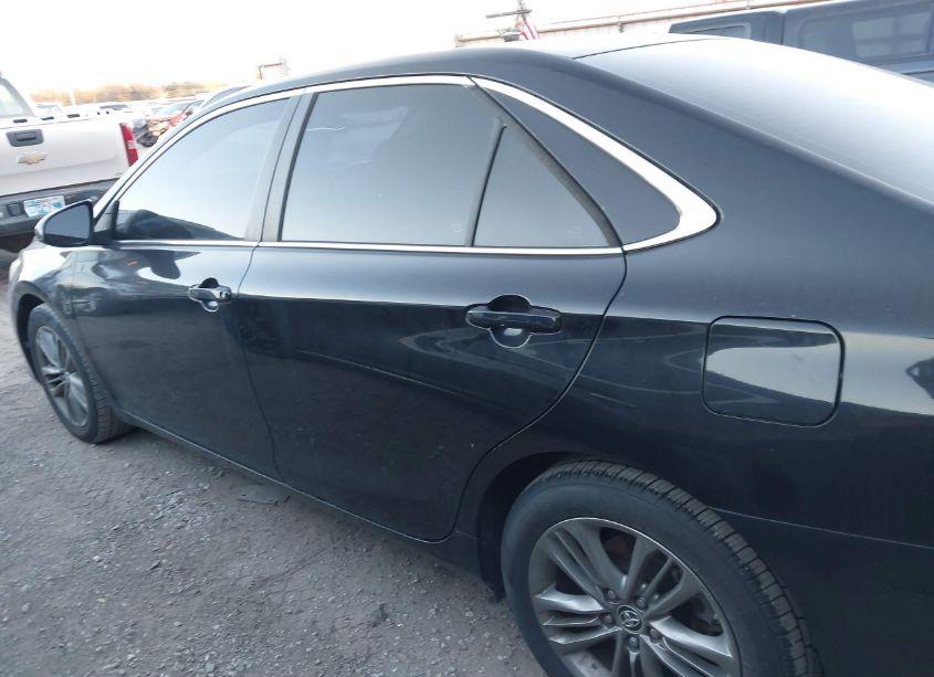 Photo 14 of 2016 Toyota Camry SE (VIN 4T1BF1FKXGU176459)