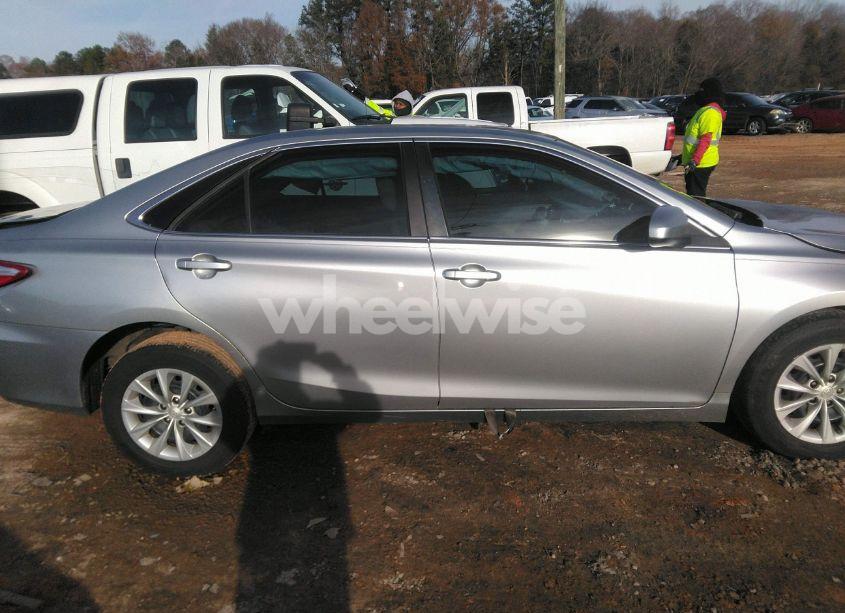 Photo 14 of 2016 Toyota Camry LE (VIN 4T1BF1FKXGU178180)