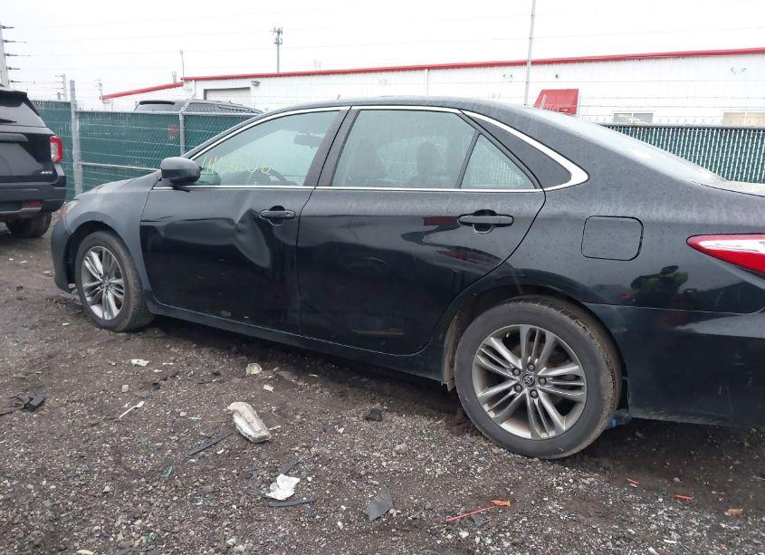 Photo 6 of 2016 Toyota Camry SE (VIN 4T1BF1FKXGU183637)