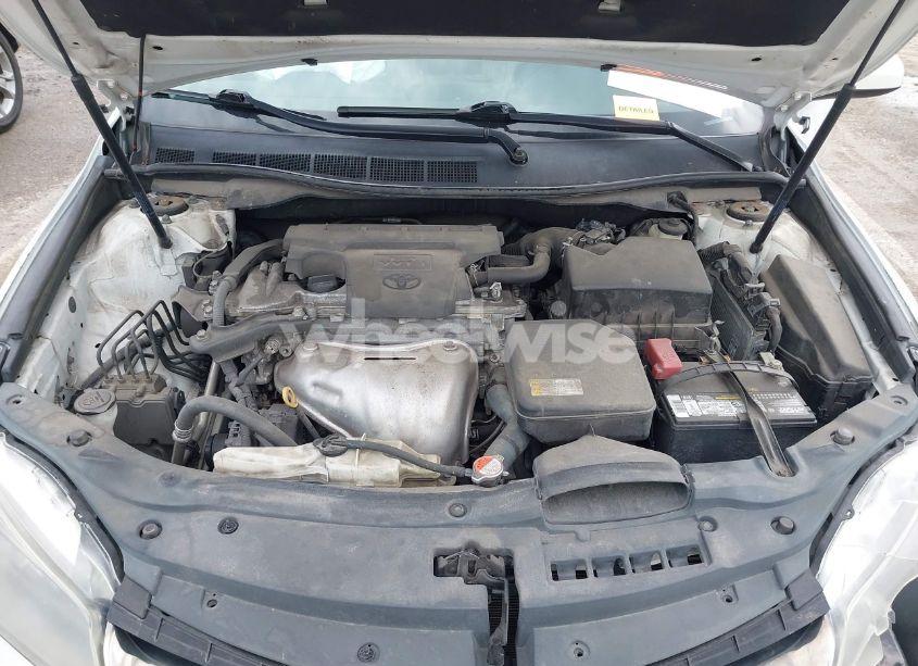 Photo 10 of 2016 Toyota Camry SE (VIN 4T1BF1FKXGU197862)