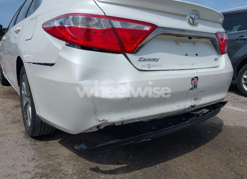 Photo 17 of 2016 Toyota Camry SE (VIN 4T1BF1FKXGU197862)