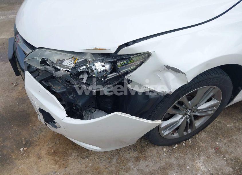 Photo 6 of 2016 Toyota Camry SE (VIN 4T1BF1FKXGU197862)