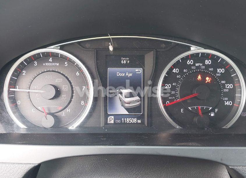 Photo 7 of 2016 Toyota Camry SE (VIN 4T1BF1FKXGU197862)