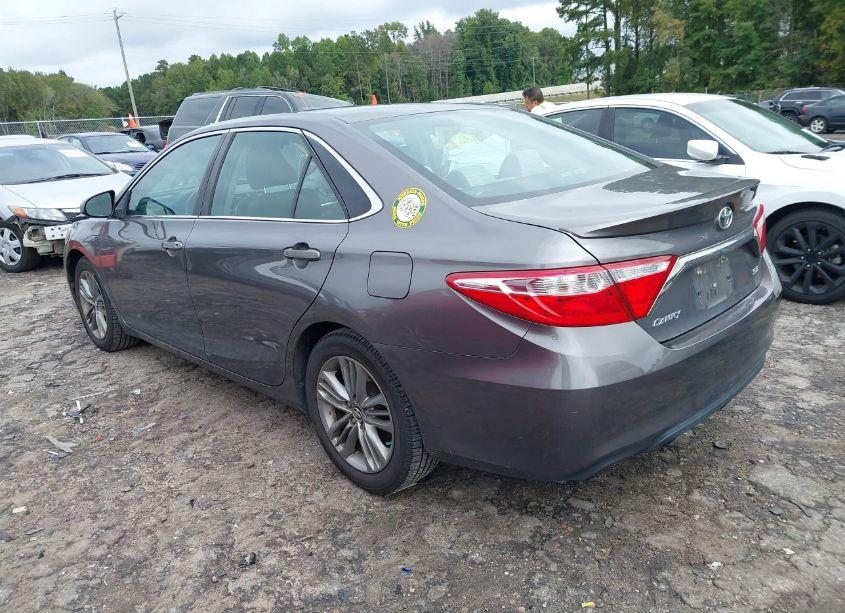 Photo 3 of 2016 Toyota Camry SE (VIN 4T1BF1FKXGU209797)