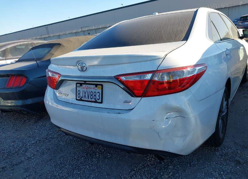 Photo 17 of 2016 Toyota Camry SE (VIN 4T1BF1FKXGU212635)