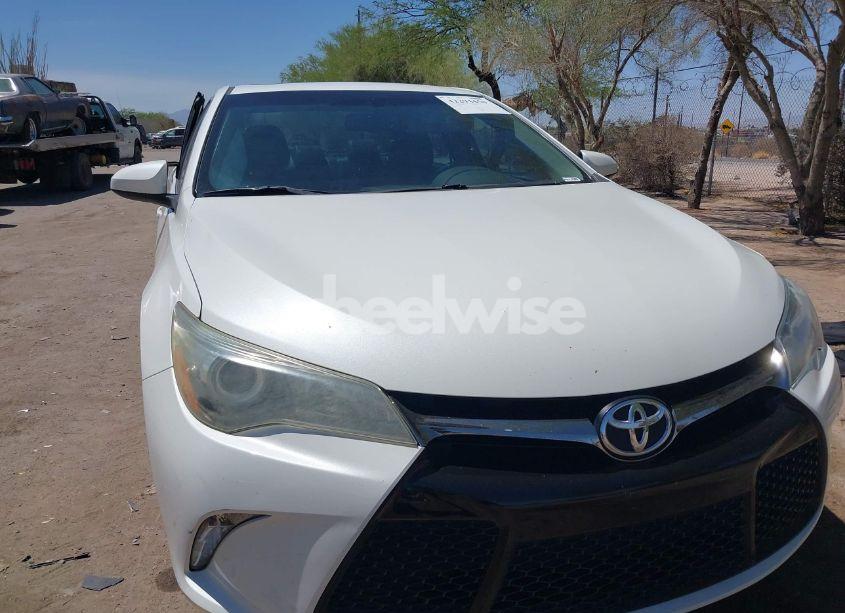 Photo 12 of 2016 Toyota Camry SE (VIN 4T1BF1FKXGU221531)