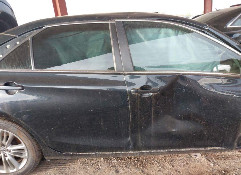 Photo 13 of 2016 Toyota Camry SE (VIN 4T1BF1FKXGU233727)