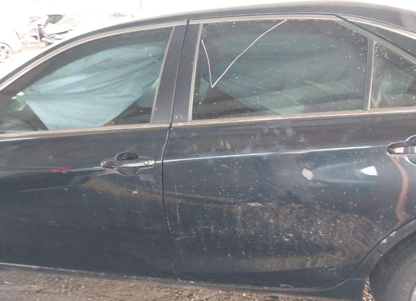 Photo 14 of 2016 Toyota Camry SE (VIN 4T1BF1FKXGU233727)