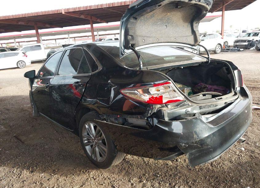 Photo 3 of 2016 Toyota Camry SE (VIN 4T1BF1FKXGU233727)