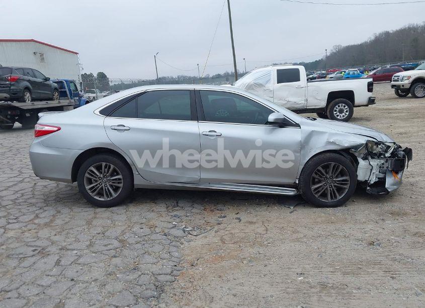 Photo 13 of 2016 Toyota Camry SE (VIN 4T1BF1FKXGU238734)