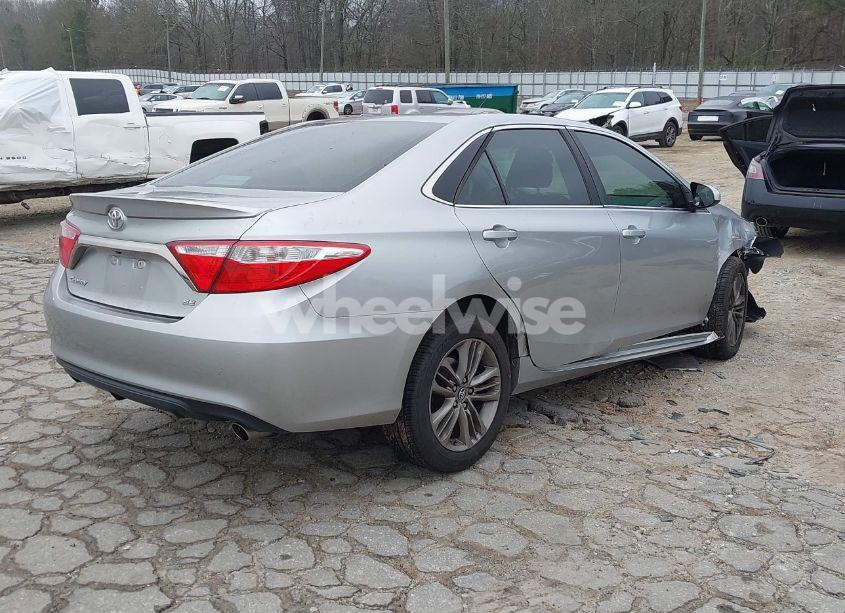 Photo 4 of 2016 Toyota Camry SE (VIN 4T1BF1FKXGU238734)