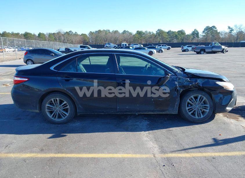 Photo 14 of 2016 Toyota Camry SE (VIN 4T1BF1FKXGU242458)