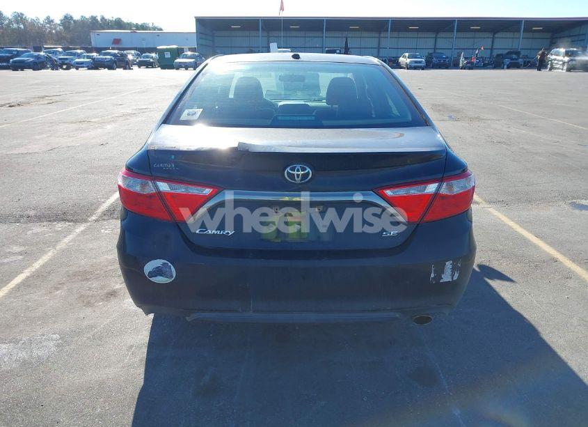 Photo 17 of 2016 Toyota Camry SE (VIN 4T1BF1FKXGU242458)