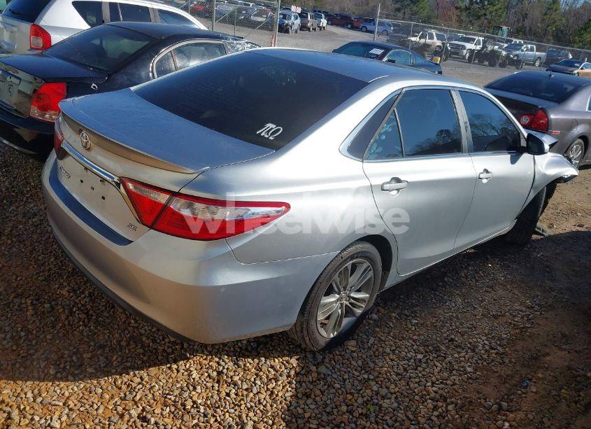 Photo 4 of 2016 Toyota Camry SE (VIN 4T1BF1FKXGU242976)
