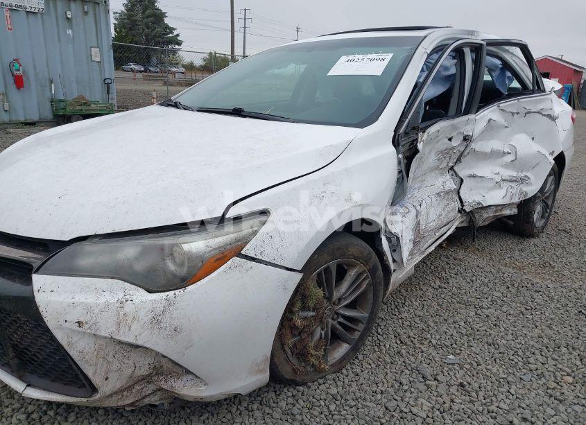 Photo 6 of 2016 Toyota Camry SE (VIN 4T1BF1FKXGU252407)