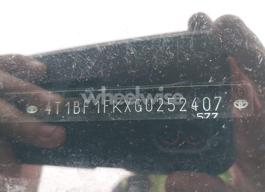 Photo 9 of 2016 Toyota Camry SE (VIN 4T1BF1FKXGU252407)