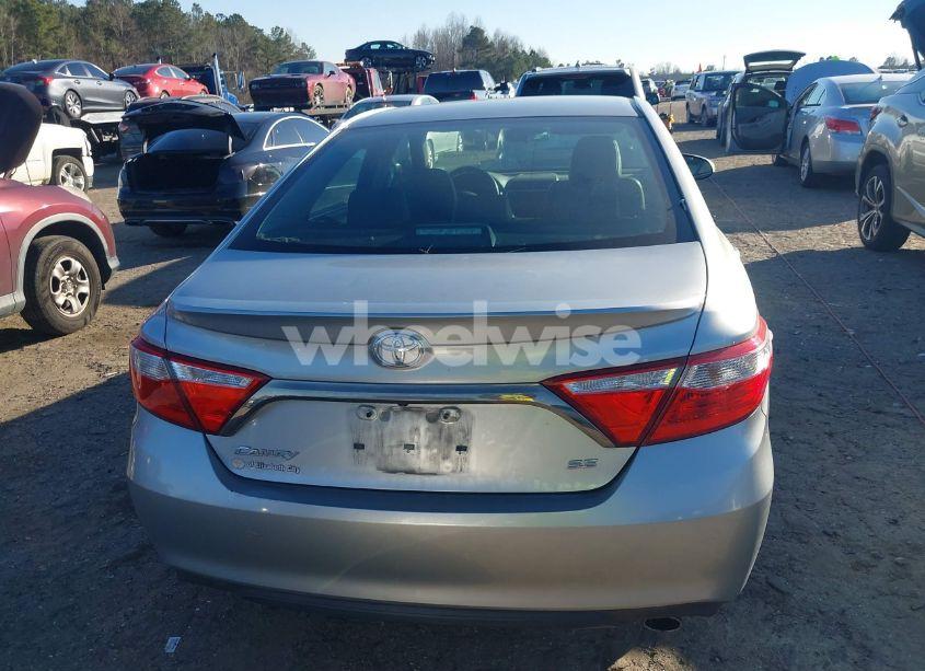 Photo 16 of 2016 Toyota Camry SE (VIN 4T1BF1FKXGU264654)