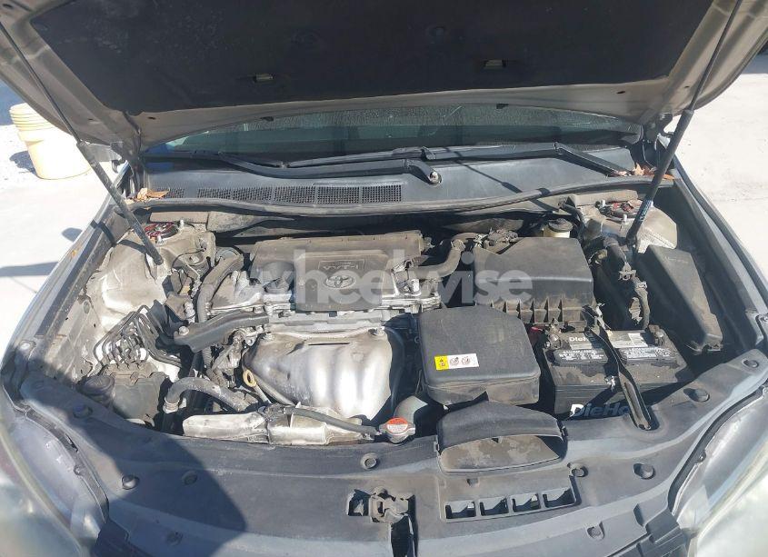 Photo 10 of 2016 Toyota Camry SE (VIN 4T1BF1FKXGU265626)