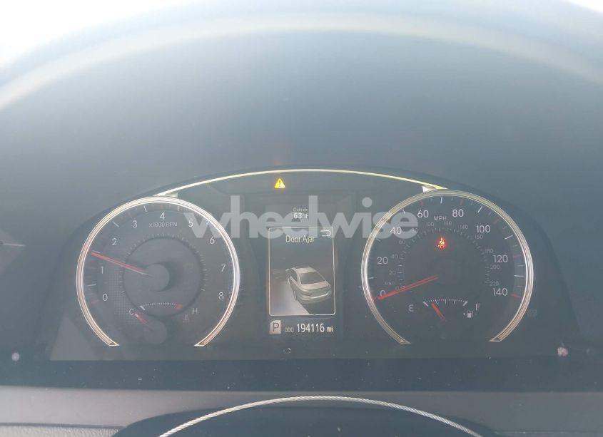 Photo 7 of 2016 Toyota Camry SE (VIN 4T1BF1FKXGU265626)