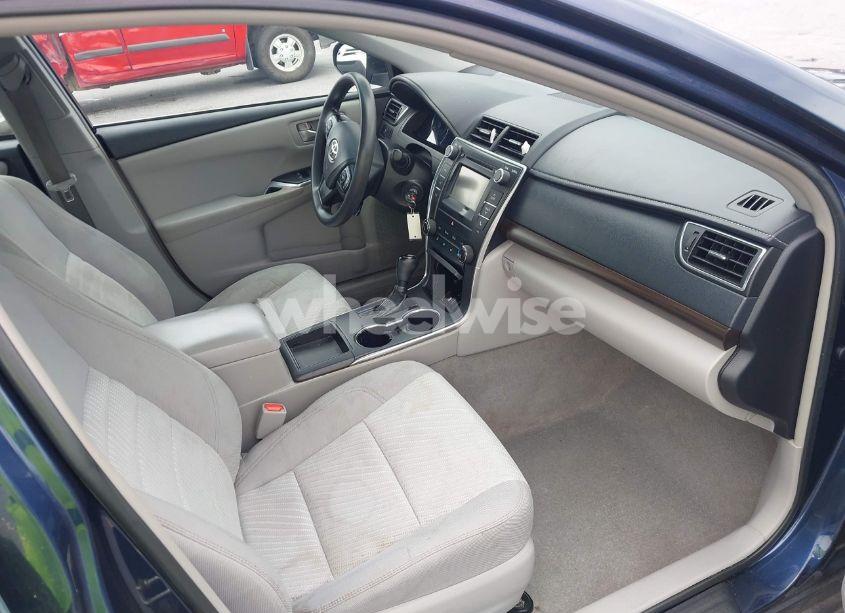 Photo 5 of 2016 Toyota Camry LE (VIN 4T1BF1FKXGU541125)