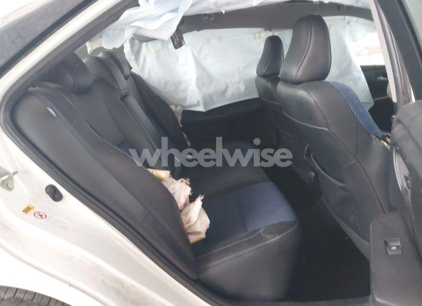 Photo 8 of 2016 Toyota Camry SE (VIN 4T1BF1FKXGU552402)