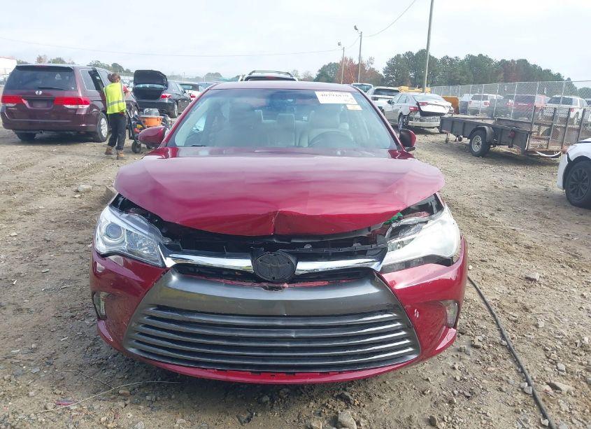 Photo 13 of 2016 Toyota Camry LE (VIN 4T1BF1FKXGU560807)