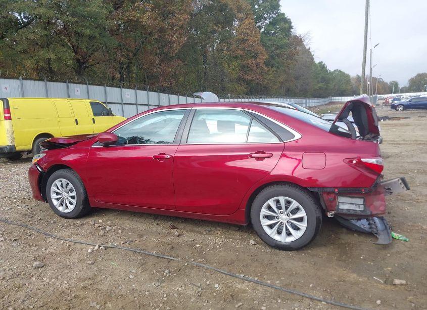 Photo 15 of 2016 Toyota Camry LE (VIN 4T1BF1FKXGU560807)